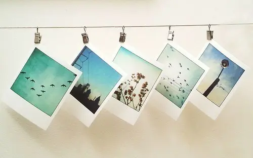 Fotos y pinzas para decorar tu boda
