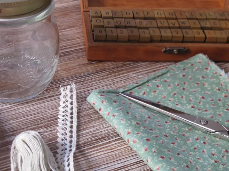 DIY Bote de cristal personalizado para regalar