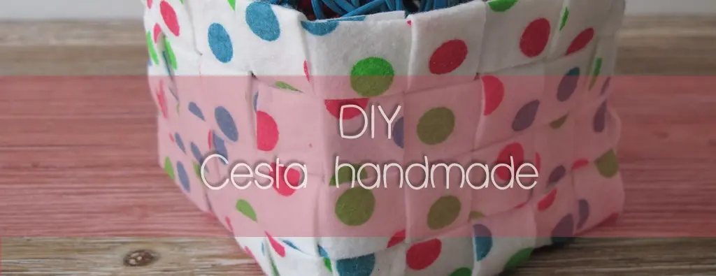 DIY Cesta con bayetas de cocina
