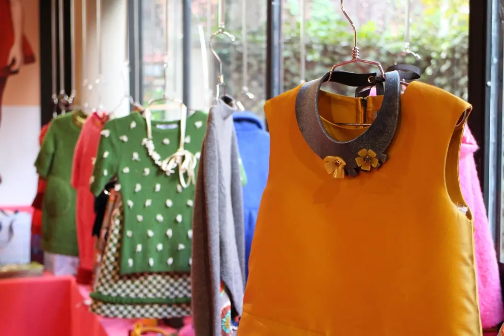 petite fashion week 10