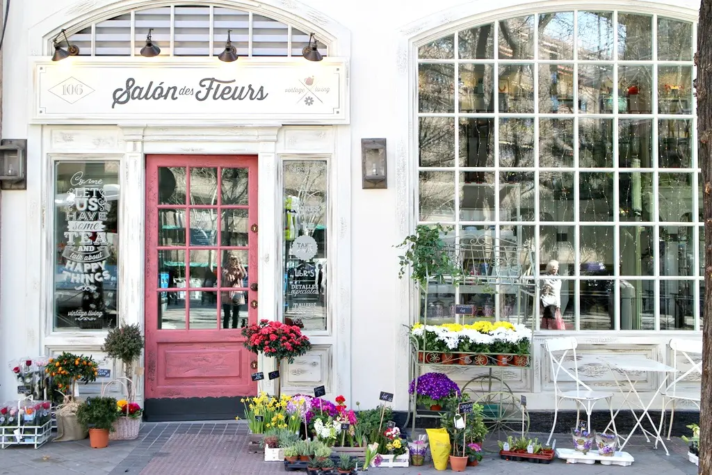 SALON DES FLEURS 01