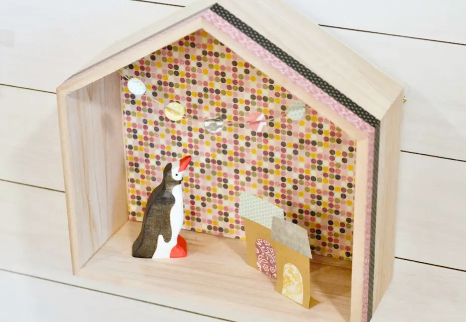 Decora tu propia estantería de madera