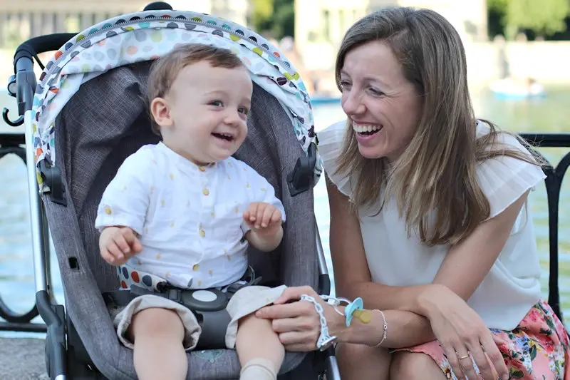niño sonriendo retiro