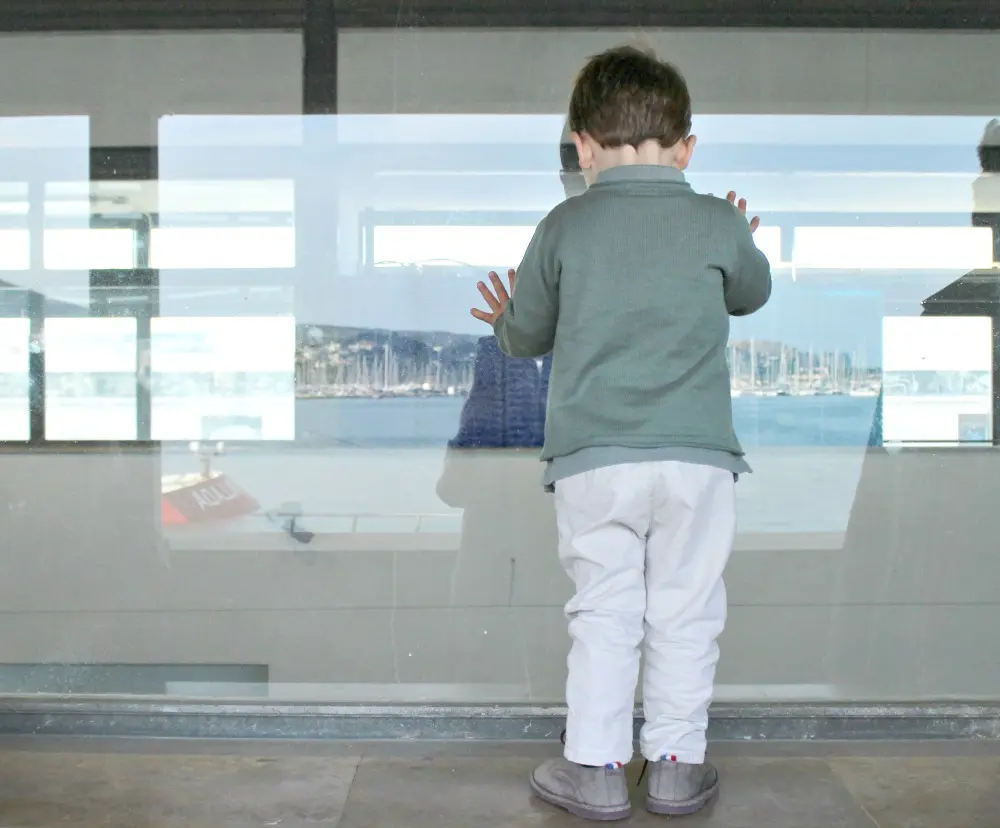 Dénia con niños puerto pescadores 2