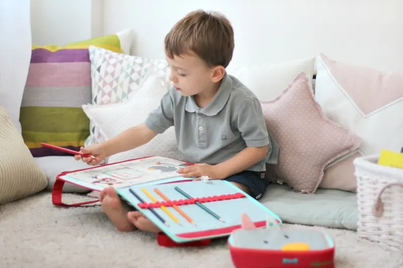 Lilliputiens cuaderno y carpeta On The Move 1