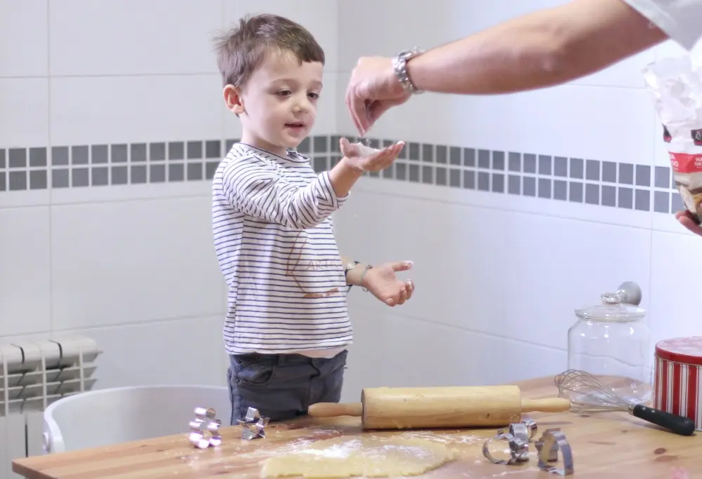 receta-galletas-de-navidad-con-trona-stokke-6